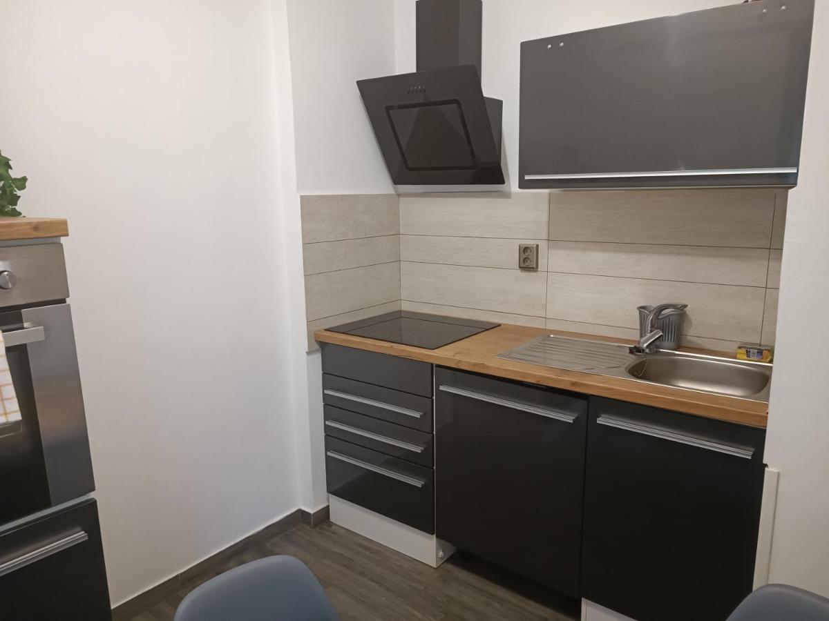 Apartman Hric -50M Od Plaze- Mali Losinj Luaran gambar